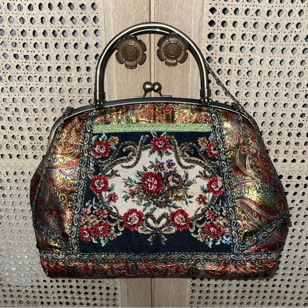 Rare ! Vintage Chico's Tapestry Detailed Print Brocade, Lace and Beaded Handbag